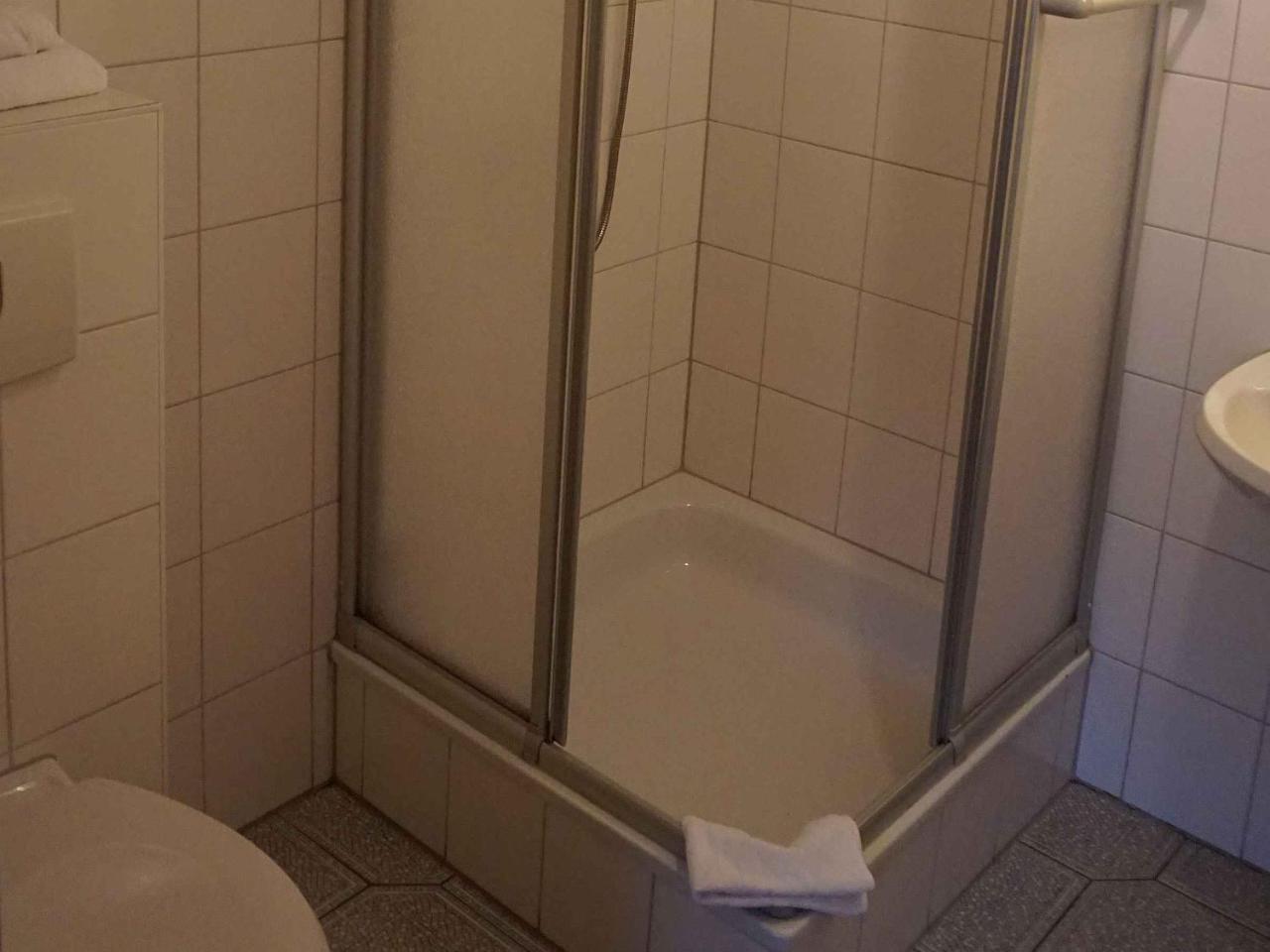 Gasthof Hotel-pension Goldene Krone *